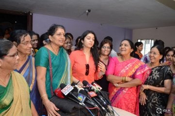 Jyothi Lakshmi Movie Press Meet
